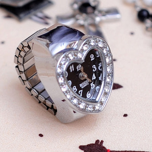 娃娃饰品 WATCH NO6