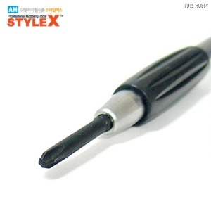 Style X Driver RT P4 PH2 BG549