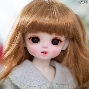 娃娃 Honey Delf CHEWING Head Limited